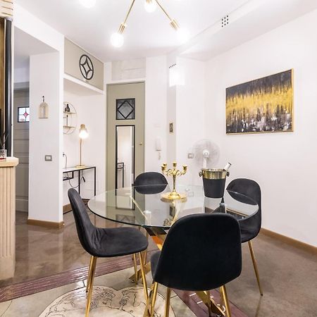 Appartamento Di Lusso In Centro - Freedom Gli Artisti Bolonha Exterior foto